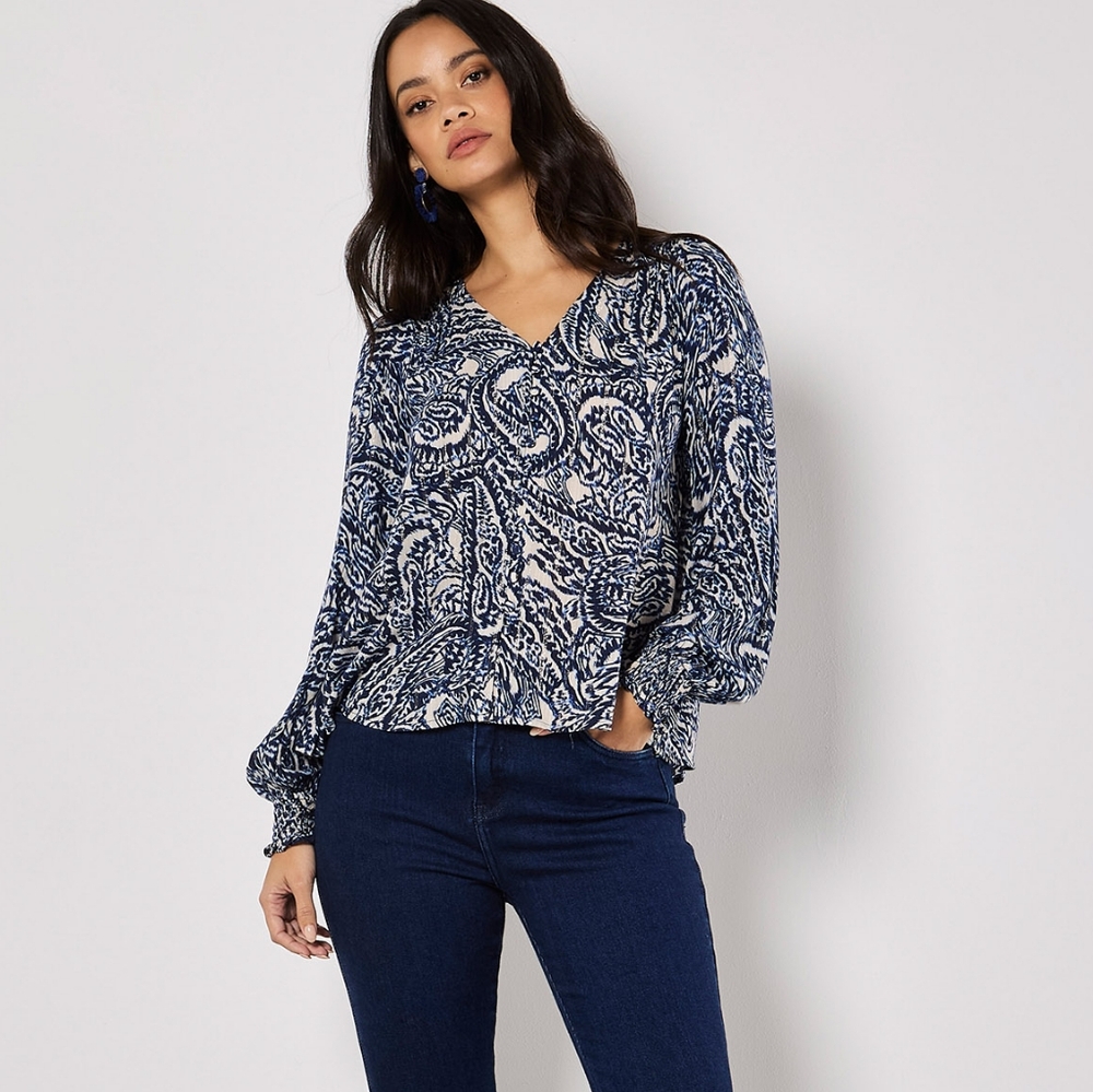 Paisley blouse with smocked cuff